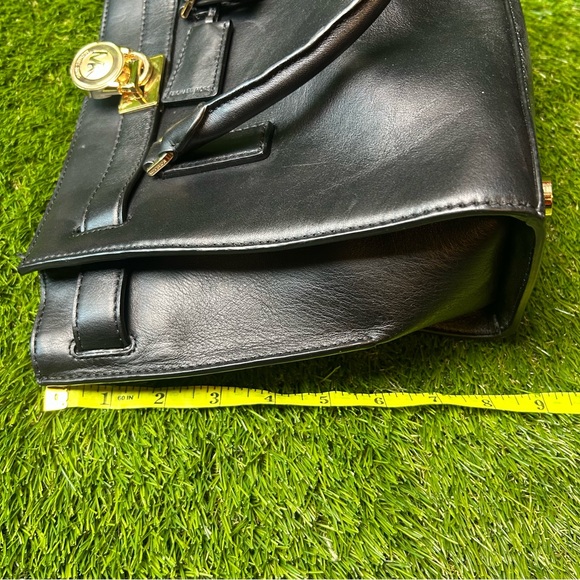Michael Kors Black Leather Satchel with Modern Silhouette - Picture 5 of 7